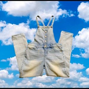 Light Denim Ripped Overalls ☀️